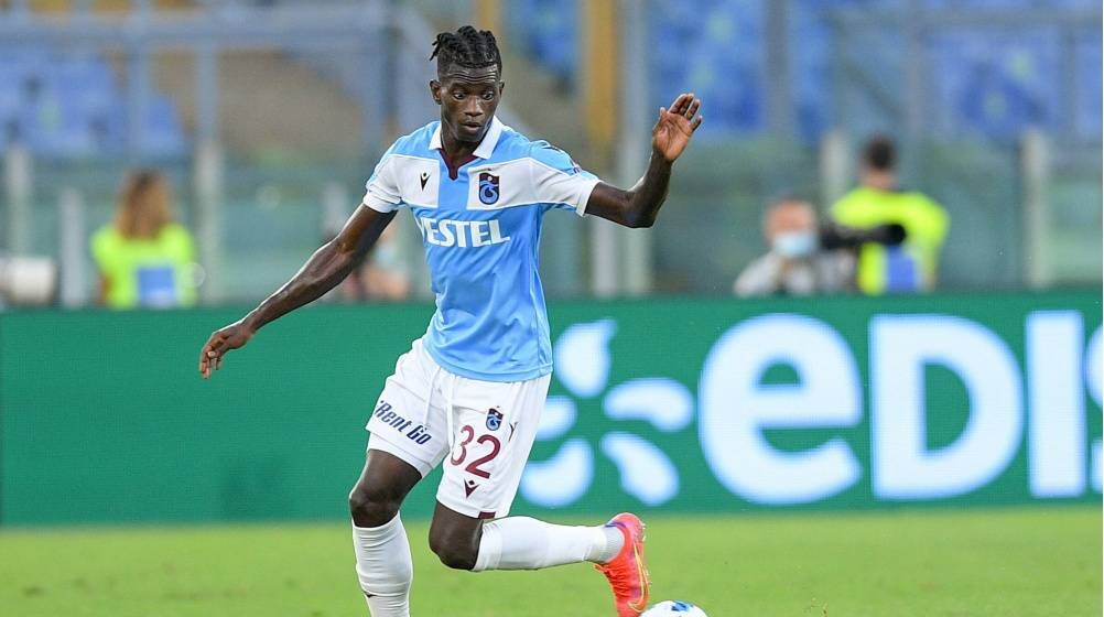 Скандал вокруг близнеца футболиста в Бухаресте