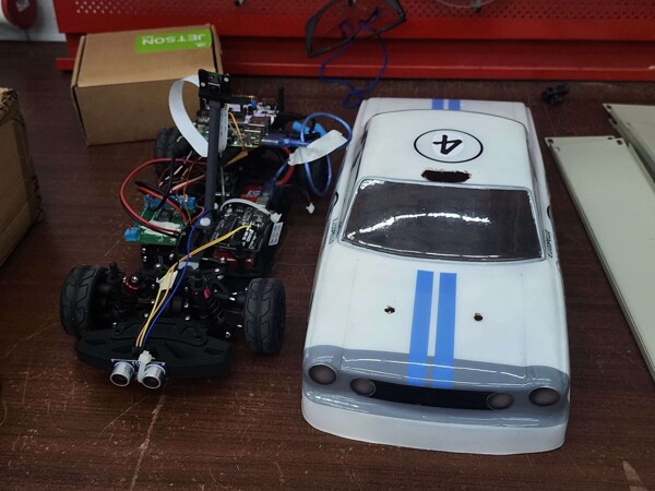 Команда из Аргентины примет участие в соревновании по автономным транспортным средствам в г. Клуж-Напока, Румыния