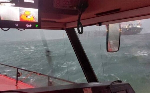 Члены экипажа из Сирии до сих пор пропали после тонутого корабля в Черном море у берегов Румынии