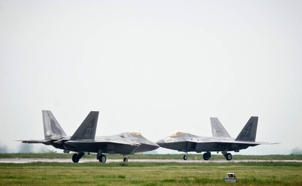 Romania Allows US Use of Its Air Bases